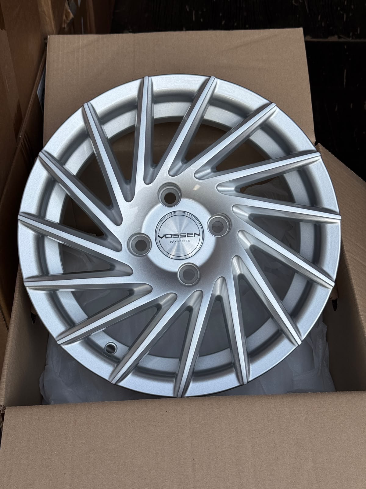 Диск STG XN-752 6x14 4/100 ET35 D67.1 S
