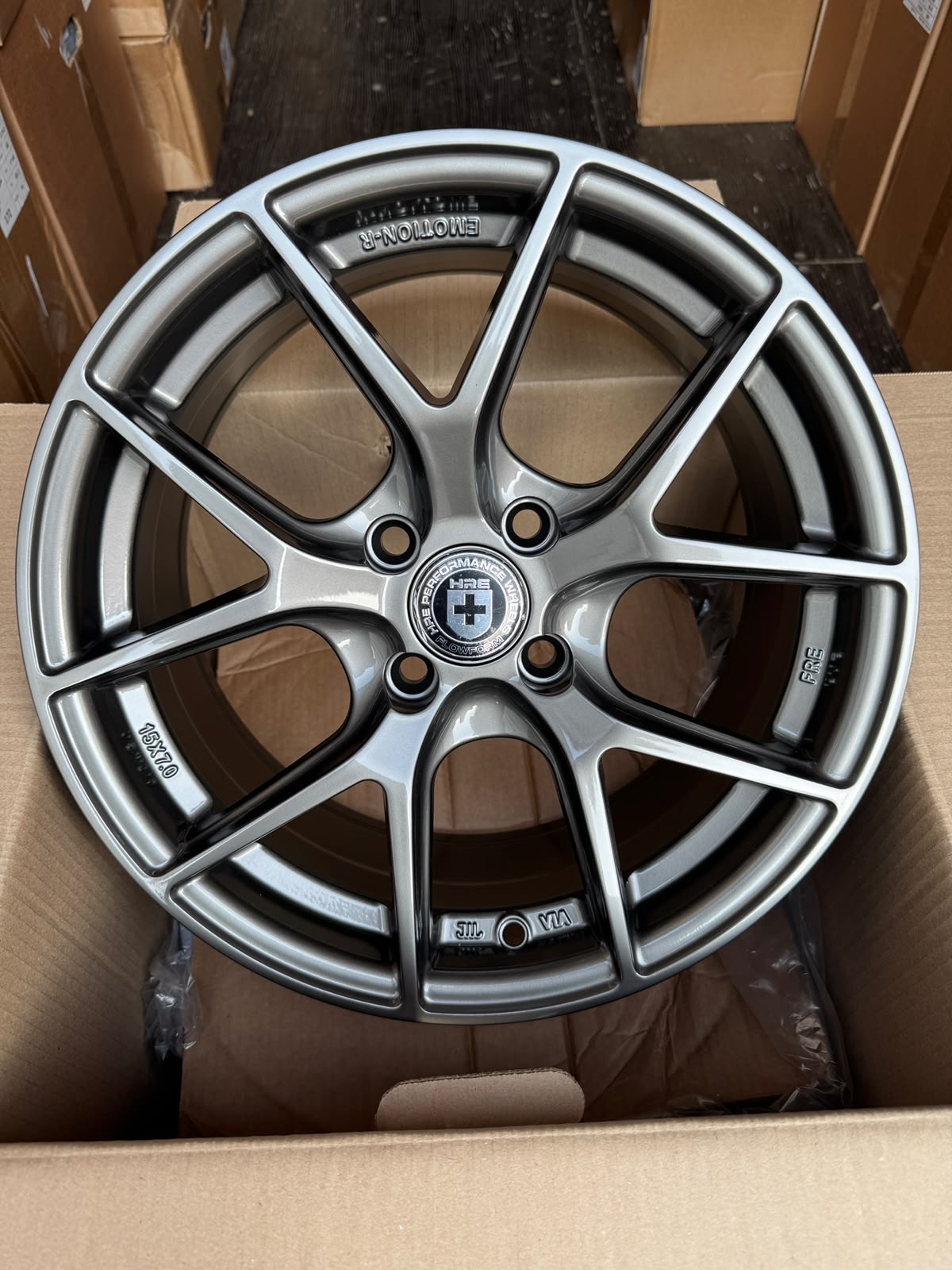 Диск RPL ANZ-0533 7x15 4/98 ET35 D58.6 HB
