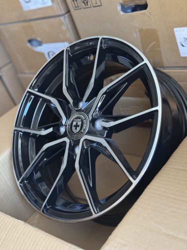 Диск STG XN-5093 5.5x14 4/100 ET35 D67.1 BMF