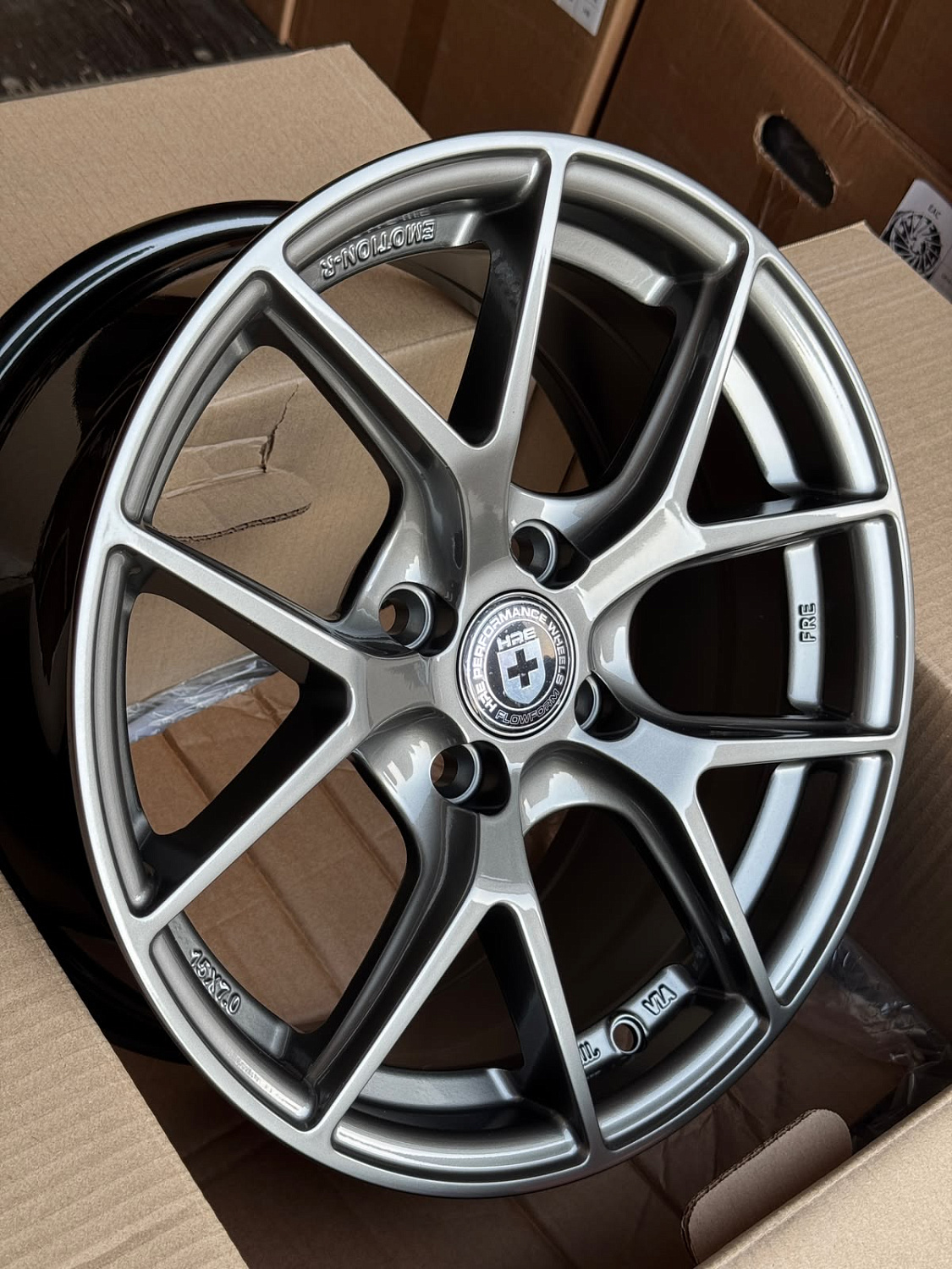 Диск RPL ANZ-0533 7.0x15 4/98 ET35 D58.6 HB