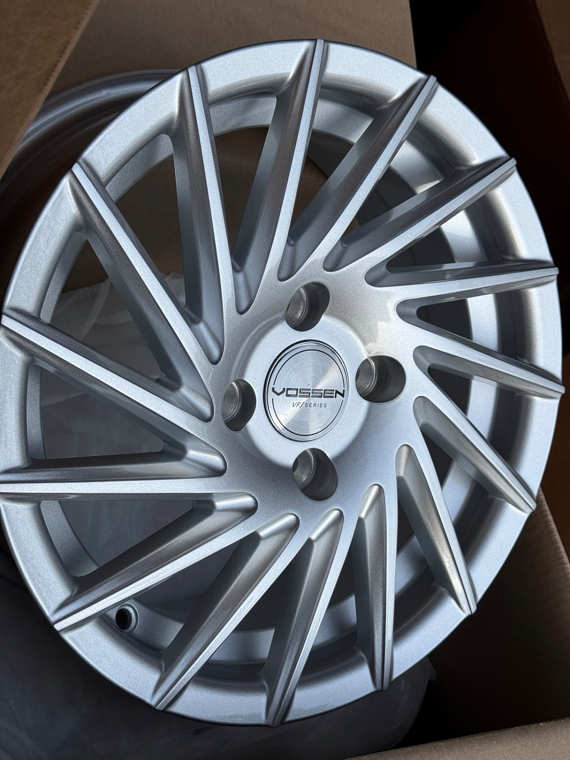 Диск STG XN-752 6x14 4/100 ET35 D67.1 S